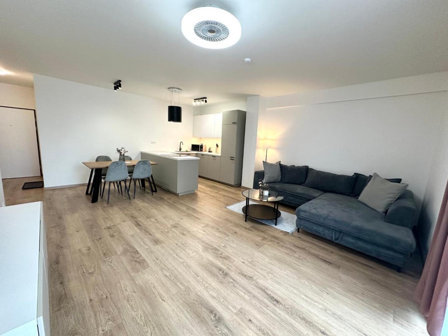 2 Room Apartment, New Building, Balcony, 208 Rovinka Exterior photo