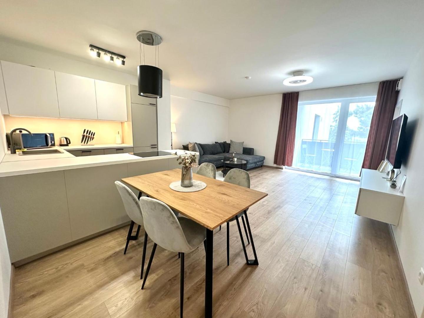 2 Room Apartment, New Building, Balcony, 208 Rovinka Exterior photo